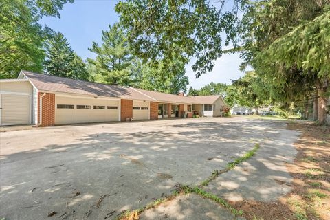 Tiny photo for 609 S Park Street, Paxton, IL 60957 (MLS # 12401199)