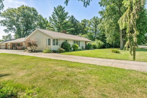 Tiny photo for 609 S Park Street, Paxton, IL 60957 (MLS # 12401199)