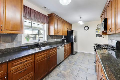 Tiny photo for 8324 44th Place, Lyons, IL 60534 (MLS # 12600501)