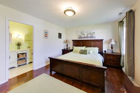 Tiny photo for 8324 44th Place, Lyons, IL 60534 (MLS # 12600501)