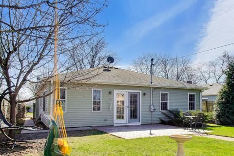 Tiny photo for 8324 44th Place, Lyons, IL 60534 (MLS # 12600501)