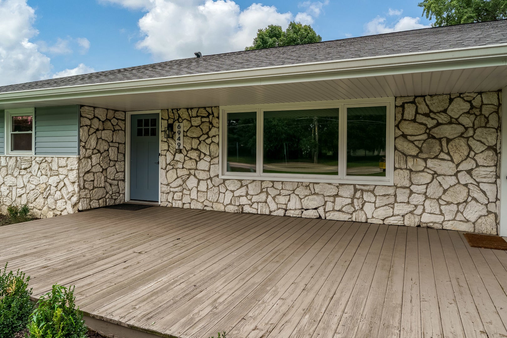 6949 SPRING BROOK Road