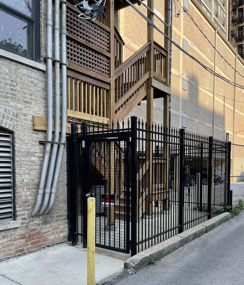 Tiny photo for 405 W Briar Place #CG, Chicago, IL 60657 (MLS # 12425968)