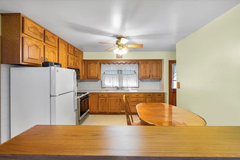 Tiny photo for 1000 4th Street, Harvard, IL 60033 (MLS # 12506290)