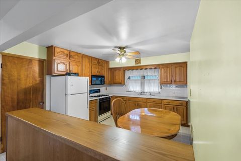 Tiny photo for 1000 4th Street, Harvard, IL 60033 (MLS # 12506290)