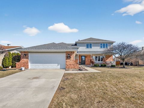 Photo of 16319 Evergreen Drive, Tinley Park, IL 60477 (MLS # 12577149)
