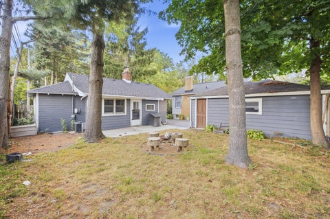 Tiny photo for 1401 Sherwood Avenue, Elgin, IL 60120 (MLS # 12753865)