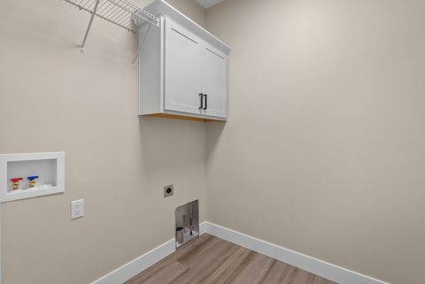 Tiny photo for 1218 S. 2nd Street, Eldridge, IA 52748 (MLS # 12556464)