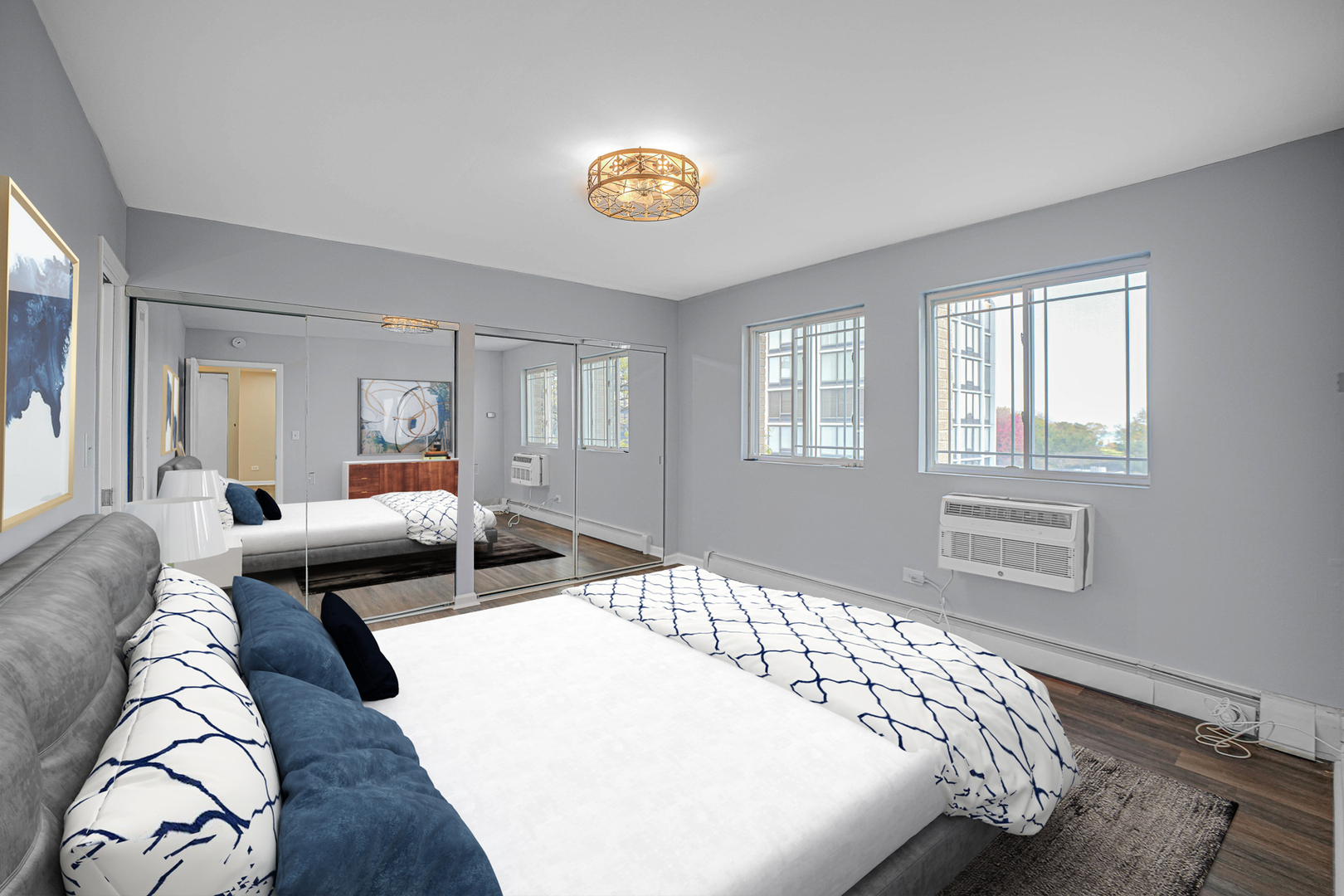 5420 N SHERIDAN Road 501