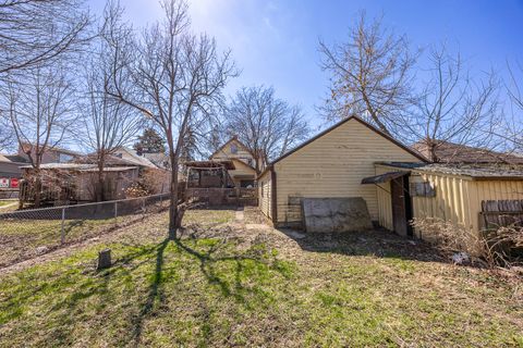 Tiny photo for 820 SPRING Street, Aurora, IL 60506 (MLS # 12605243)