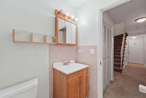 Tiny photo for 6 E Lillian Avenue #2B, Arlington Heights, IL 60004 (MLS # 12724056)