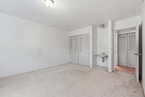 Tiny photo for 6 E Lillian Avenue #2B, Arlington Heights, IL 60004 (MLS # 12724056)