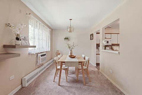 Tiny photo for 6 E Lillian Avenue #2B, Arlington Heights, IL 60004 (MLS # 12724056)