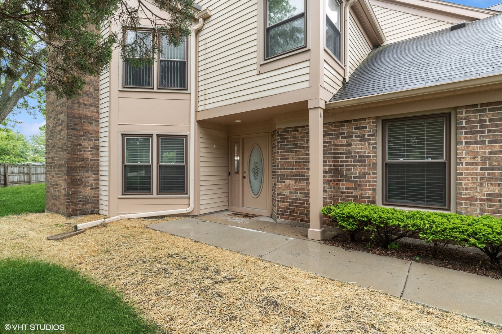 11 Willow Parkway 90-1