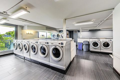 Tiny photo for 6007 N SHERIDAN Road #12B, Chicago, IL 60660 (MLS # 12511005)