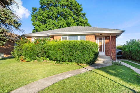 Tiny photo for 11043 Boeger Court, Westchester, IL 60154 (MLS # 12681255)