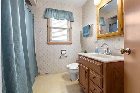 Tiny photo for 11043 Boeger Court, Westchester, IL 60154 (MLS # 12681255)