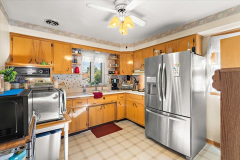 Tiny photo for 11043 Boeger Court, Westchester, IL 60154 (MLS # 12681255)