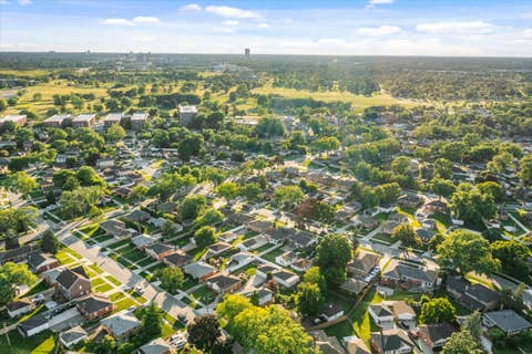 Tiny photo for 11043 Boeger Court, Westchester, IL 60154 (MLS # 12681255)