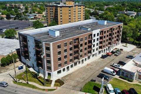 9201 N Milwaukee Avenue Niles IL 60714