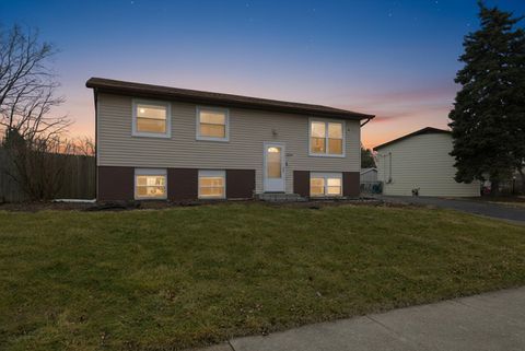 Tiny photo for 234 Malibu Drive, Bolingbrook, IL 60440 (MLS # 12573561)