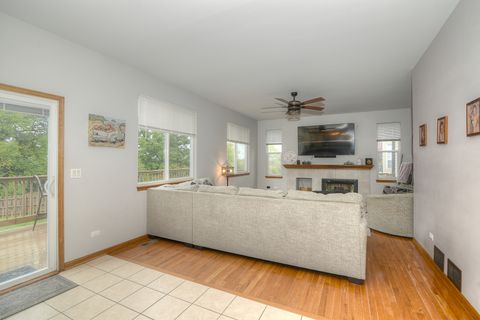Tiny photo for 908 Mocking Bird Drive, Antioch, IL 60002 (MLS # 12494930)