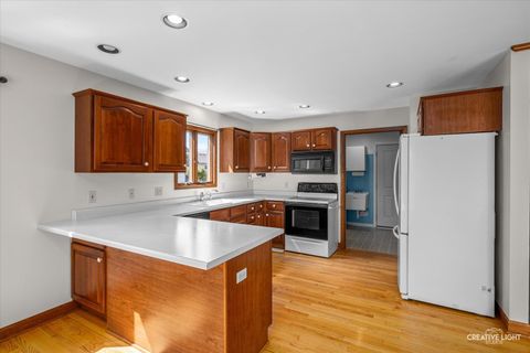 Tiny photo for 1012 Independence Boulevard, Yorkville, IL 60560 (MLS # 12439102)