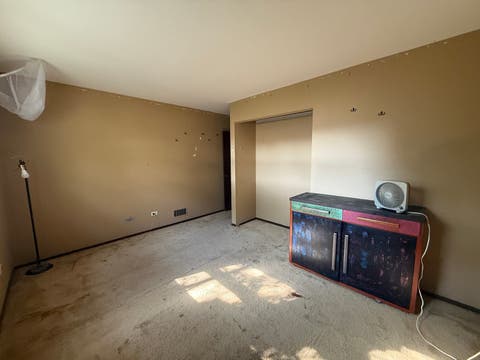 Tiny photo for 2505 Magnolia Lane, Lindenhurst, IL 60046 (MLS # 12739757)