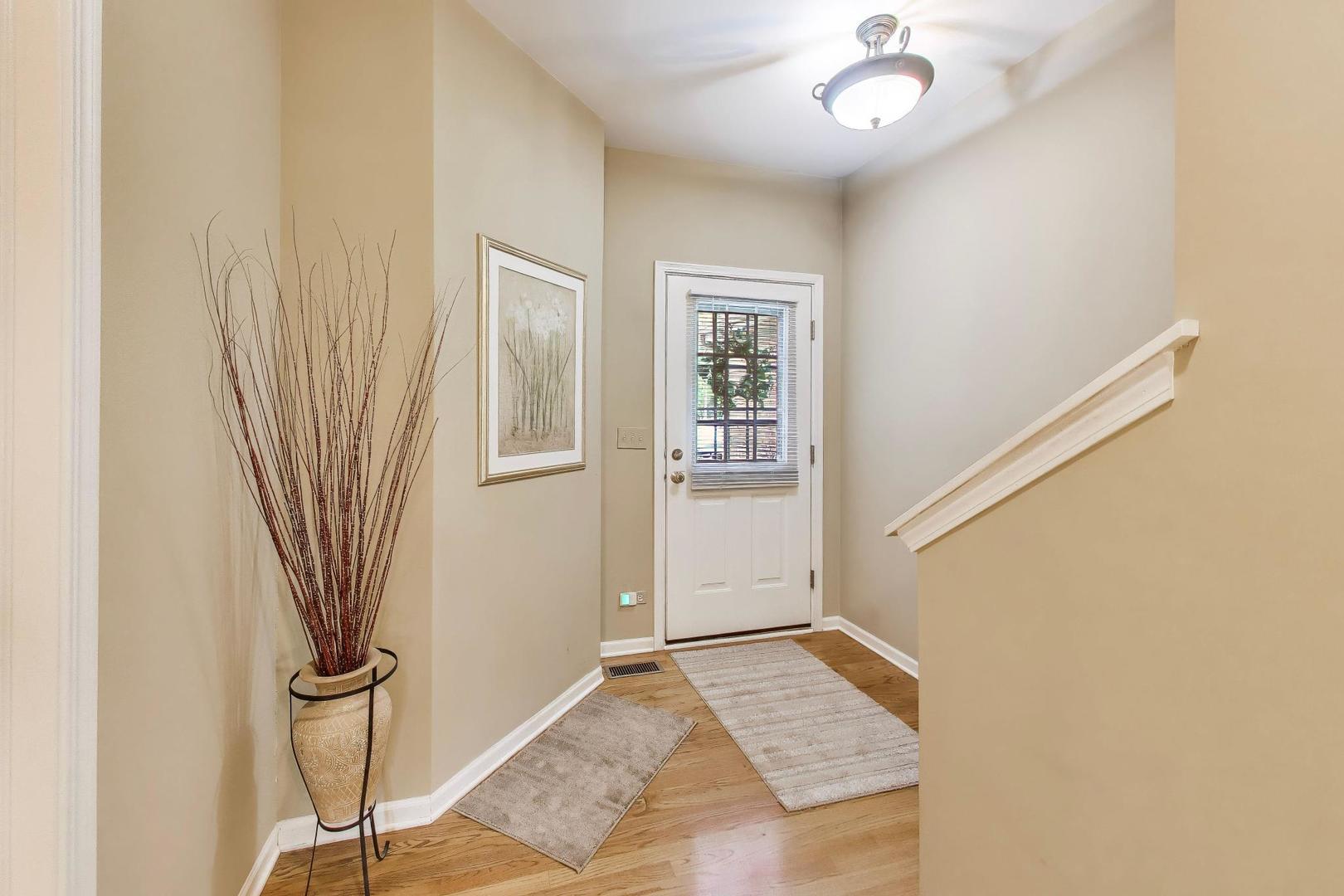 3946 Balmoral Court