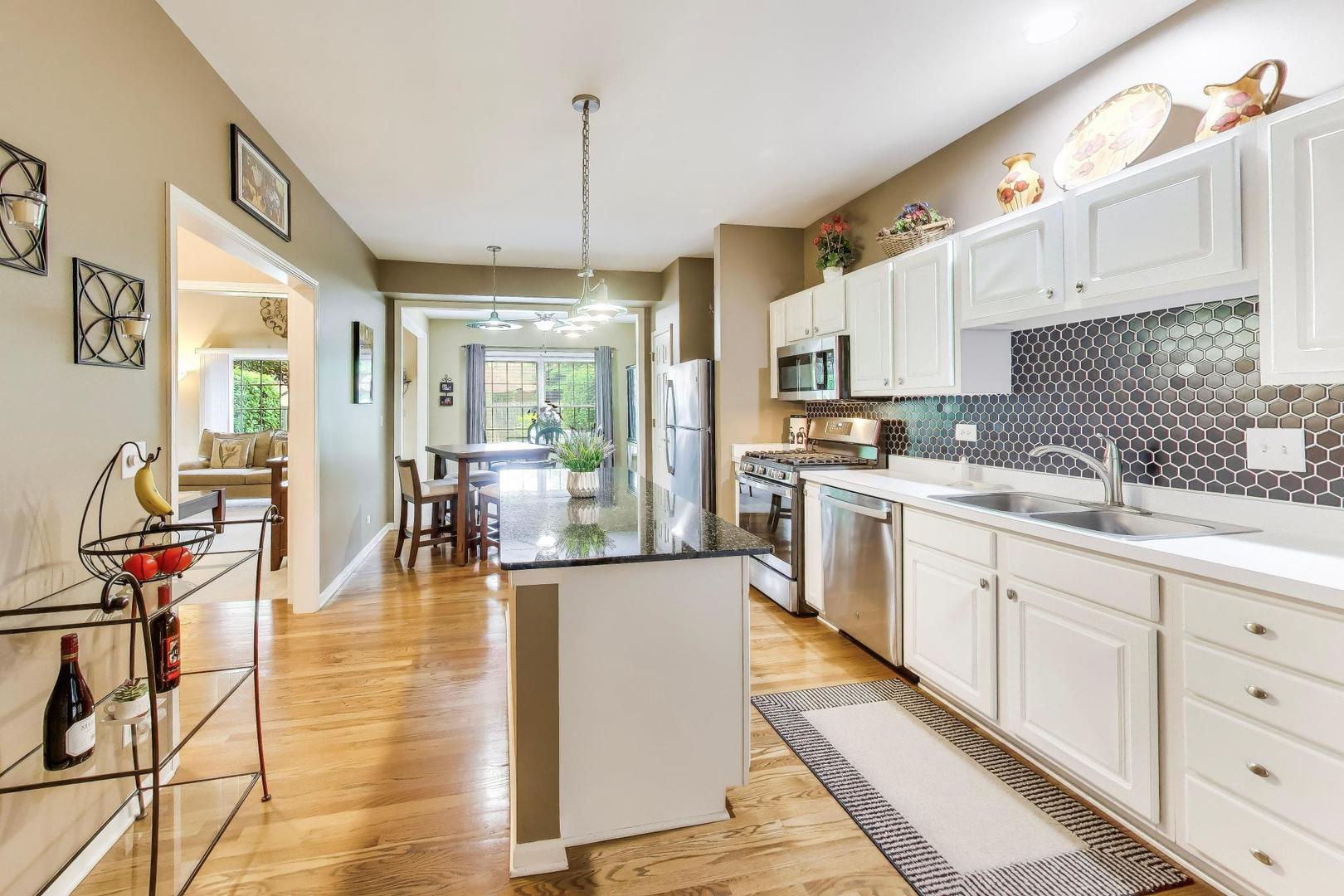 3946 Balmoral Court