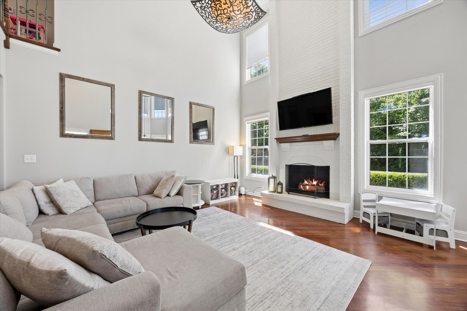1015 White Pine Lane