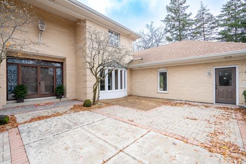 A home in Willowbrook