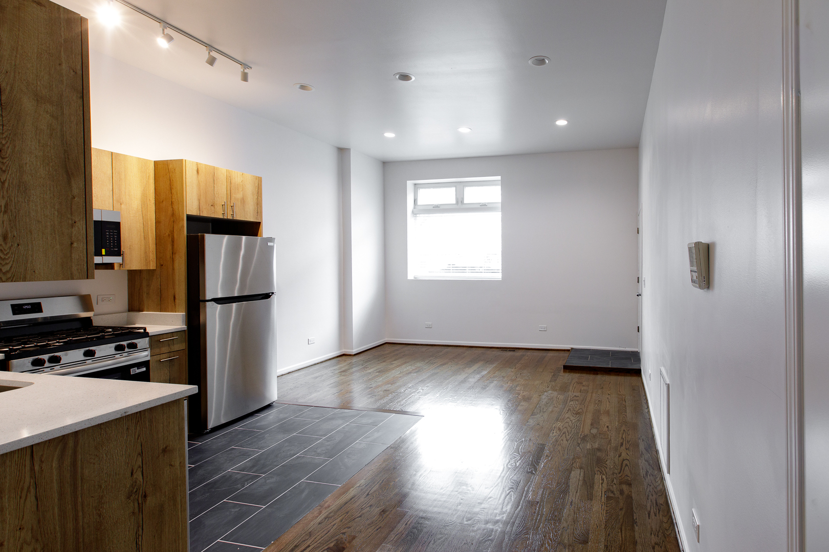 2216 W Taylor Street 1F