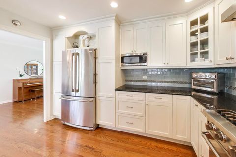 Tiny photo for 528 Cumnor Court, Deerfield, IL 60015 (MLS # 12630789)
