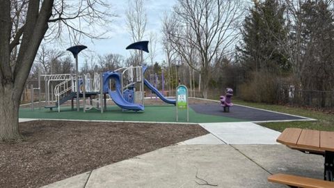 Tiny photo for 528 Cumnor Court, Deerfield, IL 60015 (MLS # 12630789)