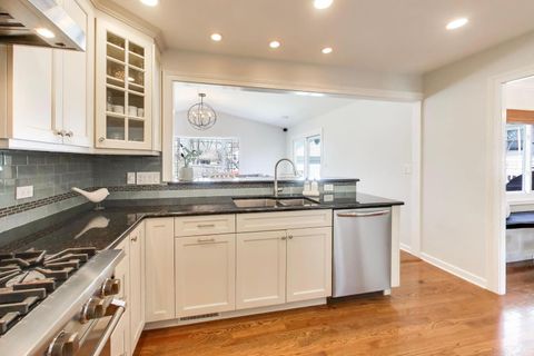 Tiny photo for 528 Cumnor Court, Deerfield, IL 60015 (MLS # 12630789)