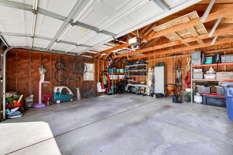 Tiny photo for 528 Cumnor Court, Deerfield, IL 60015 (MLS # 12630789)