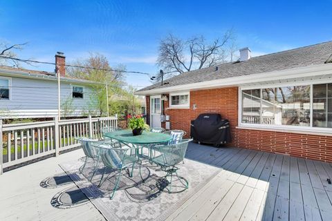 Tiny photo for 528 Cumnor Court, Deerfield, IL 60015 (MLS # 12630789)