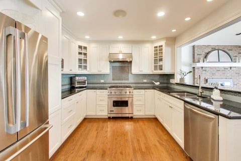 Tiny photo for 528 Cumnor Court, Deerfield, IL 60015 (MLS # 12630789)