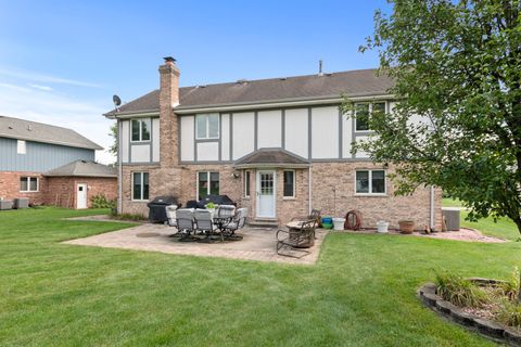 Tiny photo for 13124 W Beaver Lake Drive, Homer Glen, IL 60491 (MLS # 12438491)