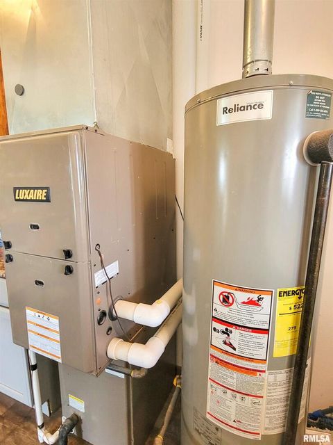 Tiny photo for 232 PALM Lane, Flora, IL 62839 (MLS # EB458767)