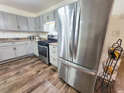 Tiny photo for 232 PALM Lane, Flora, IL 62839 (MLS # EB458767)