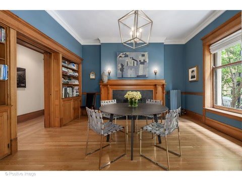 Tiny photo for 1210 N Astor Street #1B, Chicago, IL 60610 (MLS # 12692009)