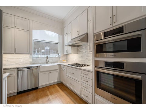 Tiny photo for 1210 N Astor Street #1B, Chicago, IL 60610 (MLS # 12692009)