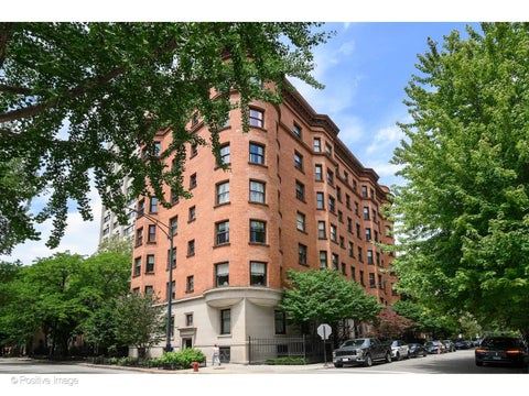 Photo of 1210 N Astor Street #1B, Chicago, IL 60610 (MLS # 12692009)