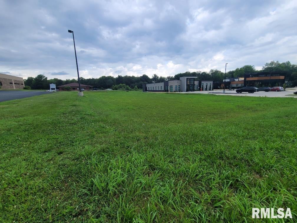 3128 Veterans Memorial Drive
