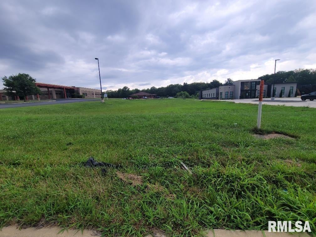 3128 Veterans Memorial Drive