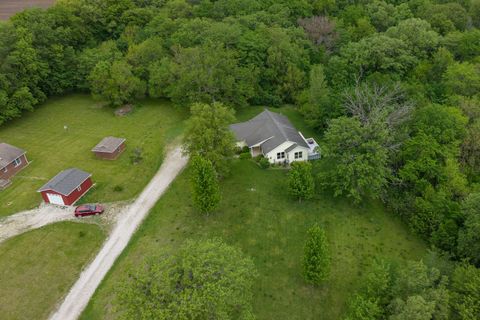 Tiny photo for 2662 Evans Road, Magnolia, IL 61336 (MLS # 12653673)