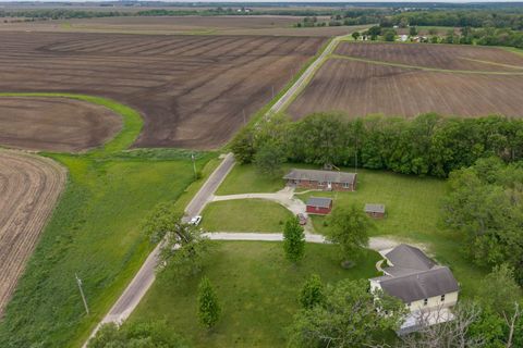 Tiny photo for 2662 Evans Road, Magnolia, IL 61336 (MLS # 12653673)