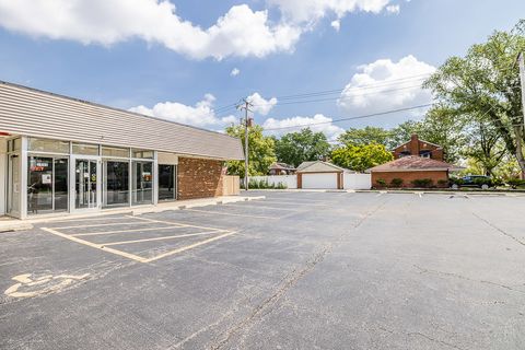 Tiny photo for 1551 Westchester Boulevard, Westchester, IL 60154 (MLS # 12487092)